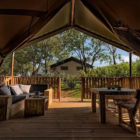 Luxury tent Glamping Tenuta Poggio Rosso 3*