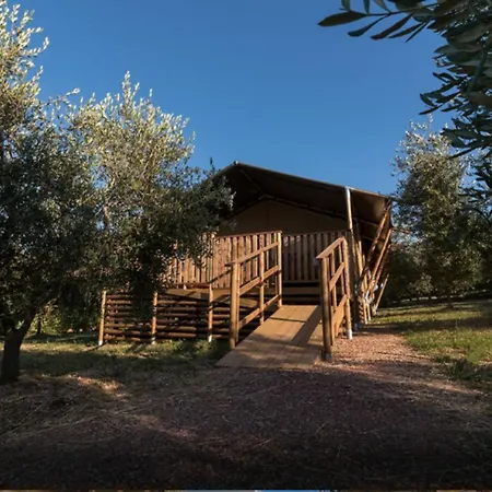 Glamping Tenuta Poggio Rosso Luxury tent Populonia
