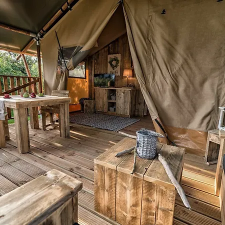 Glamping Tenuta Poggio Rosso 3* Populonia