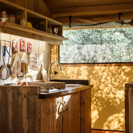Luksusowy namiot Glamping Tenuta Poggio Rosso 3*